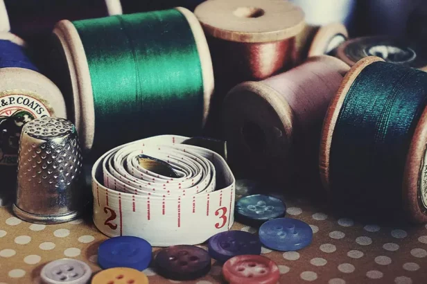 Les Différents Types de Fil à Broderie Industrielle